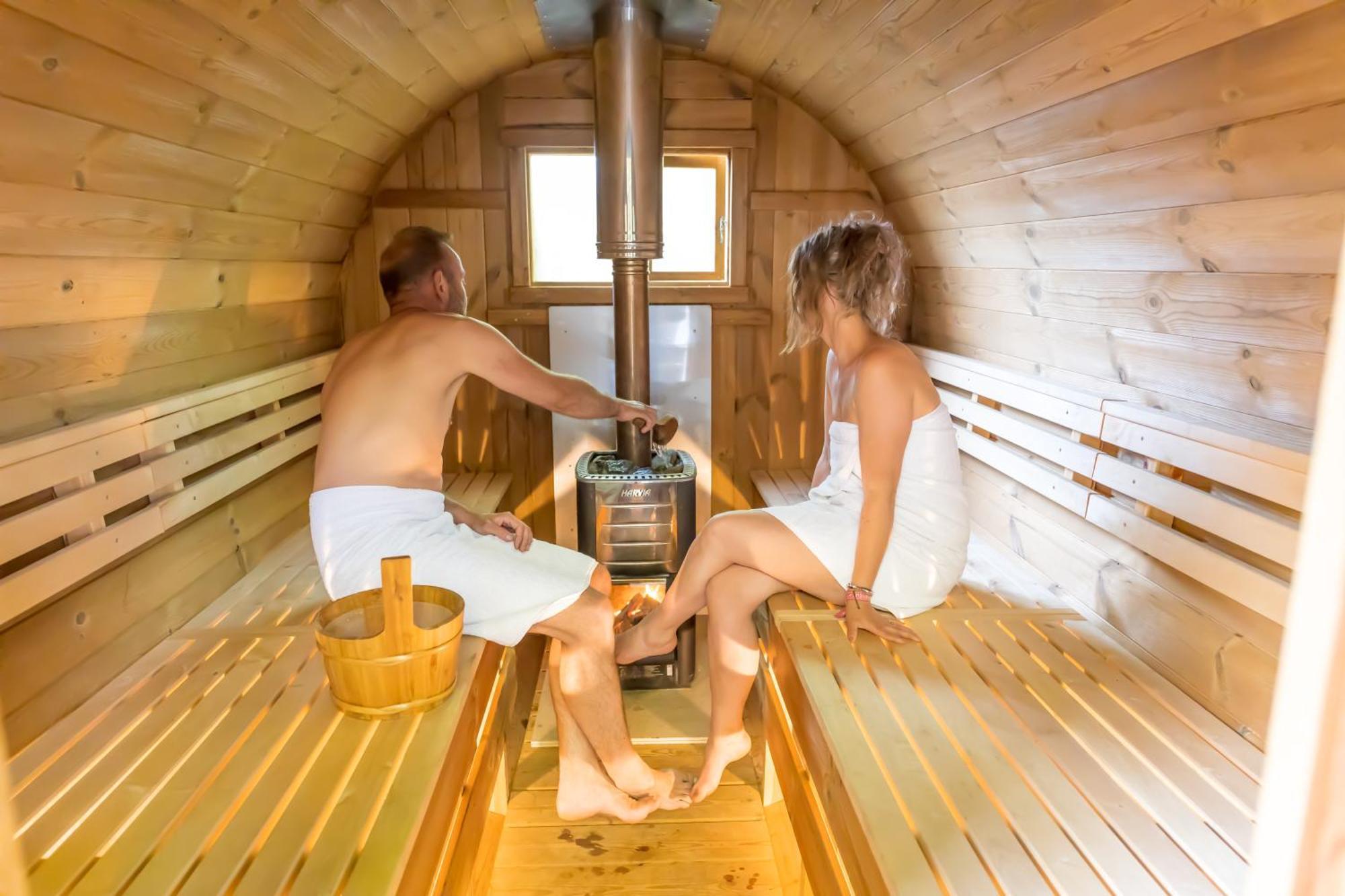 Boomhuis Met Optioneel Wellness - Vakantiepark De Schreiershoek Dokkum Luaran gambar