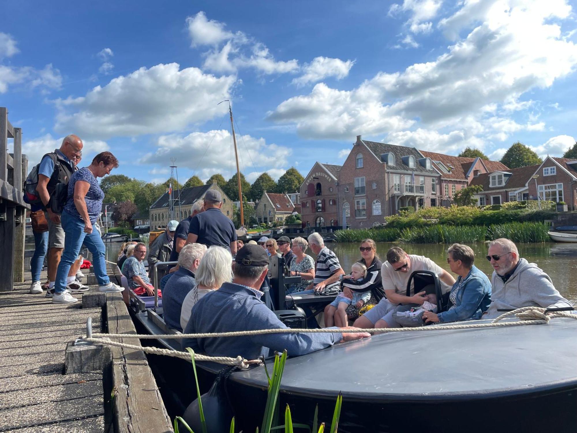 Boomhuis Met Optioneel Wellness - Vakantiepark De Schreiershoek Dokkum Luaran gambar